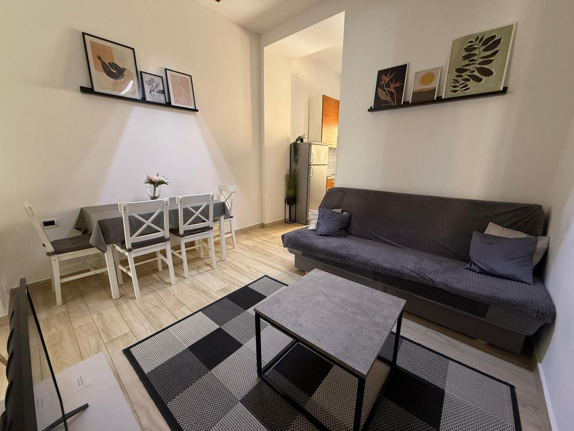 Apartment Center Pula Exterior photo